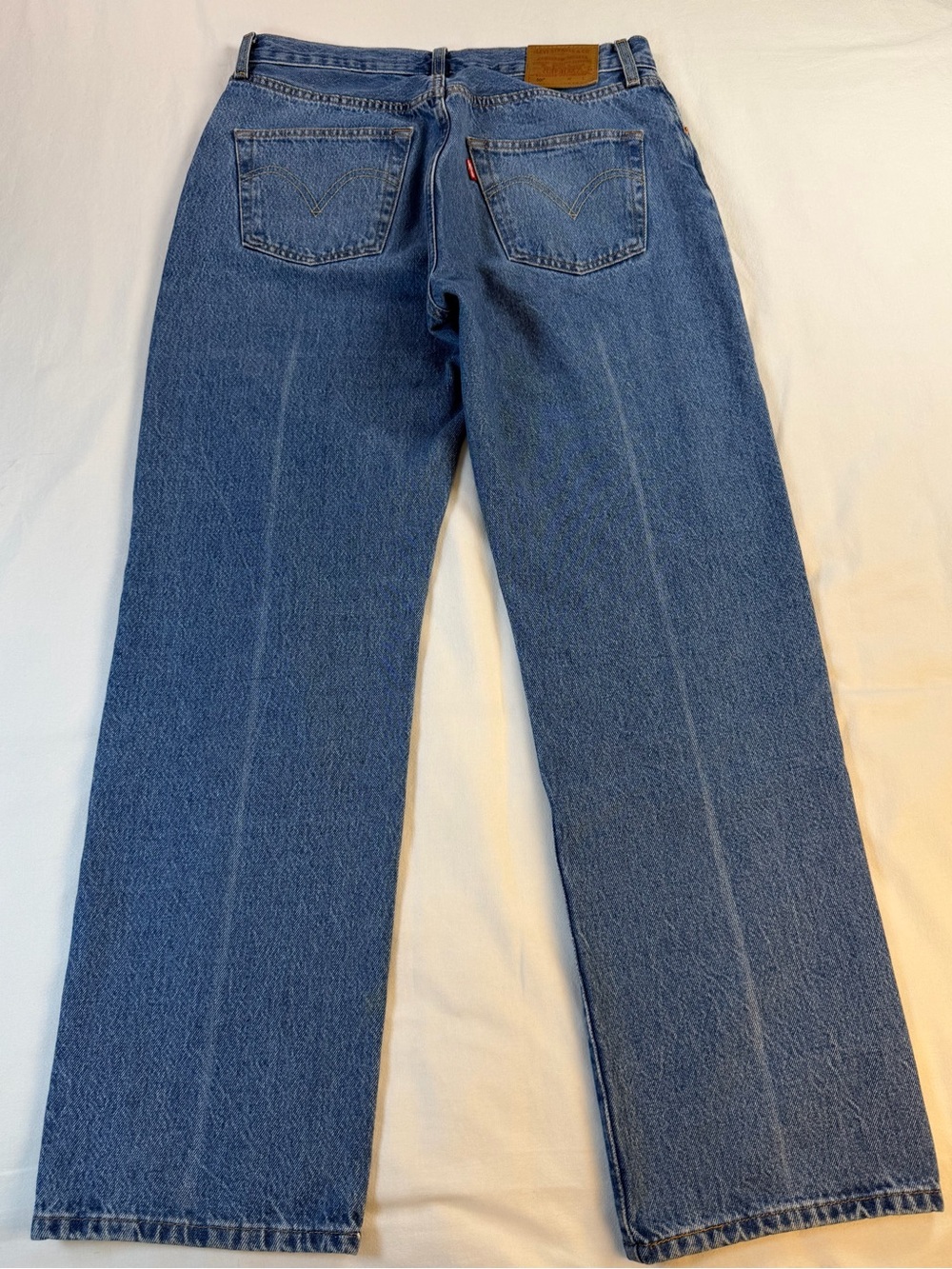Levi’s 501 Women’s Straight Leg Button Fly Wedgie Jean 27/30 - Picture 6 of 11